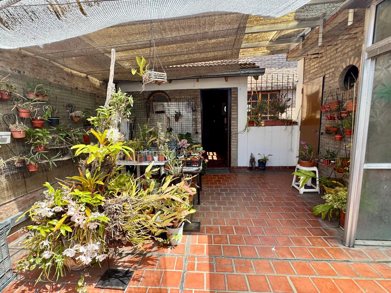 Ceretti 2600 - Casa Tipo Dúplex de 6 Ambientes con Jardín y Terraza en Villa Urquiza