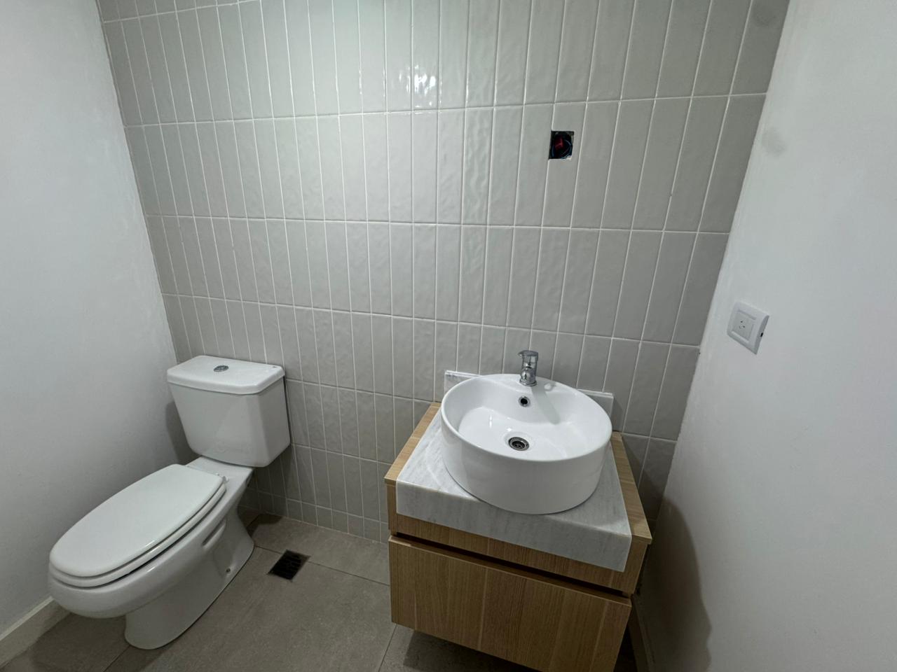 Echeverria 4962 2°A Modernos dos ambientes a estrenar.