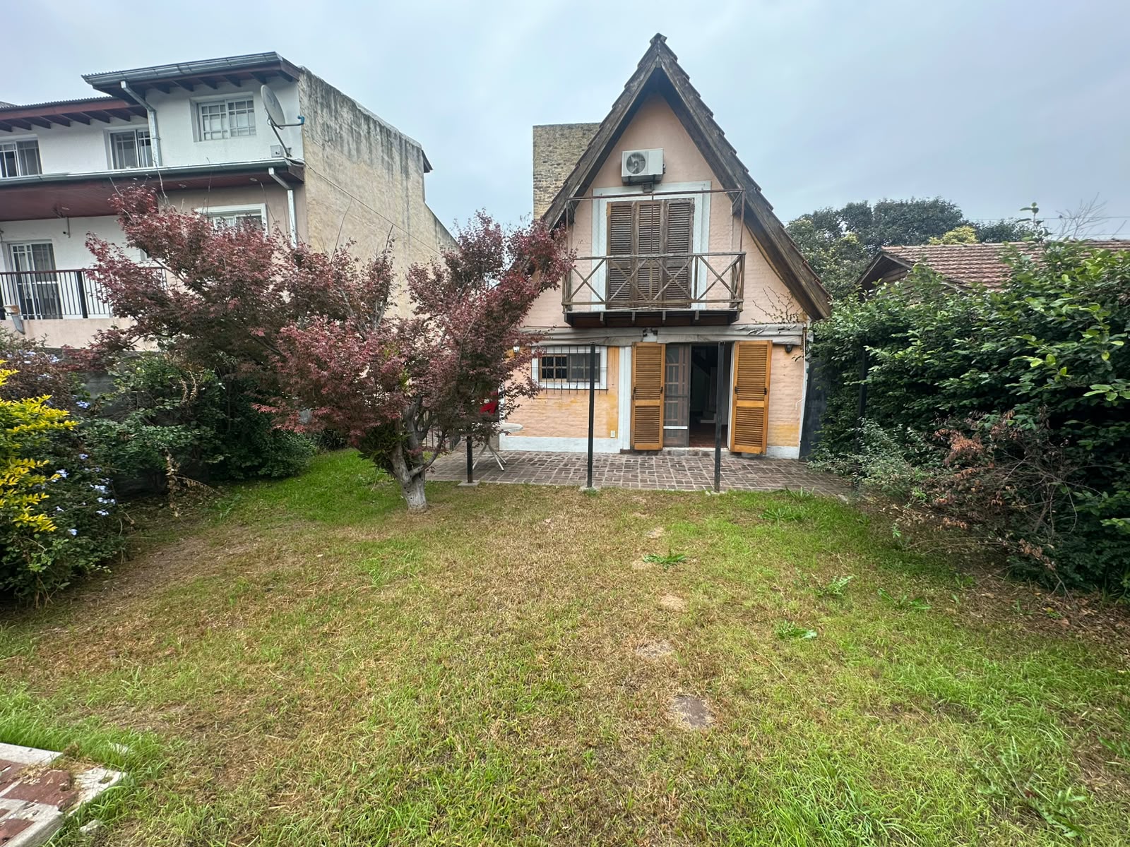 ¡Casa de Ensueño de 4 Ambientes con Pileta y Dependencia en Boulogne Sur Mer!