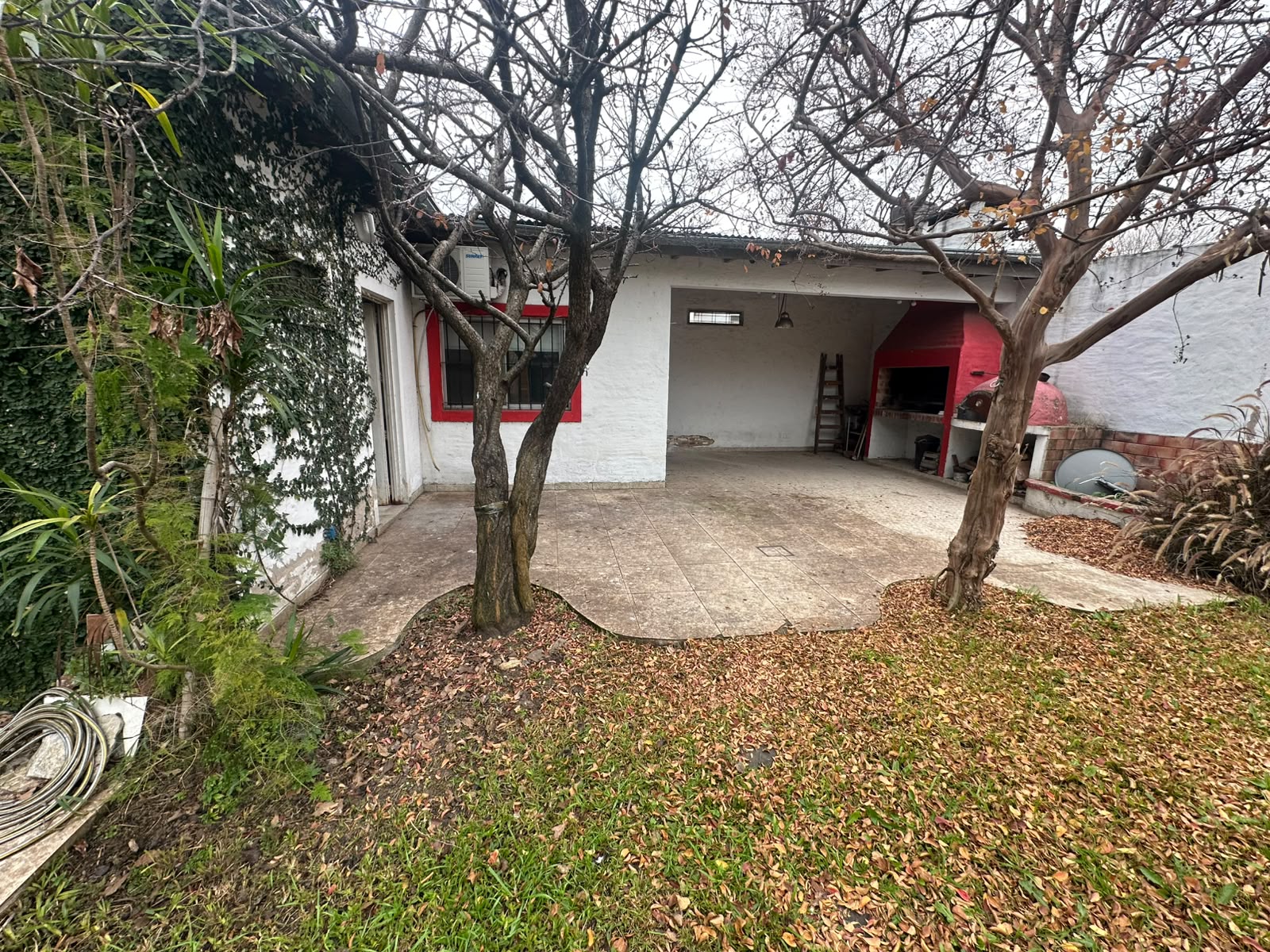 ¡Casa de Ensueño de 4 Ambientes con Pileta y Dependencia en Boulogne Sur Mer!
