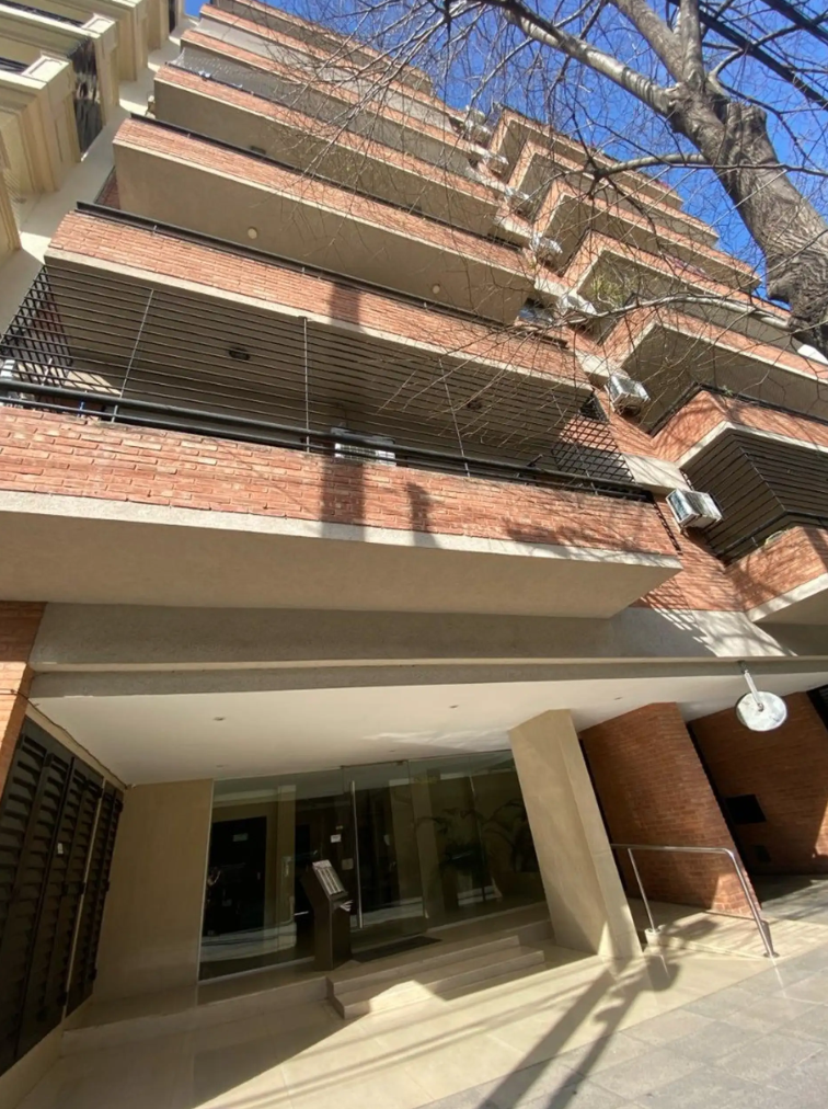 3 ambientes con balcon terraza en Villa urquiza - Copia