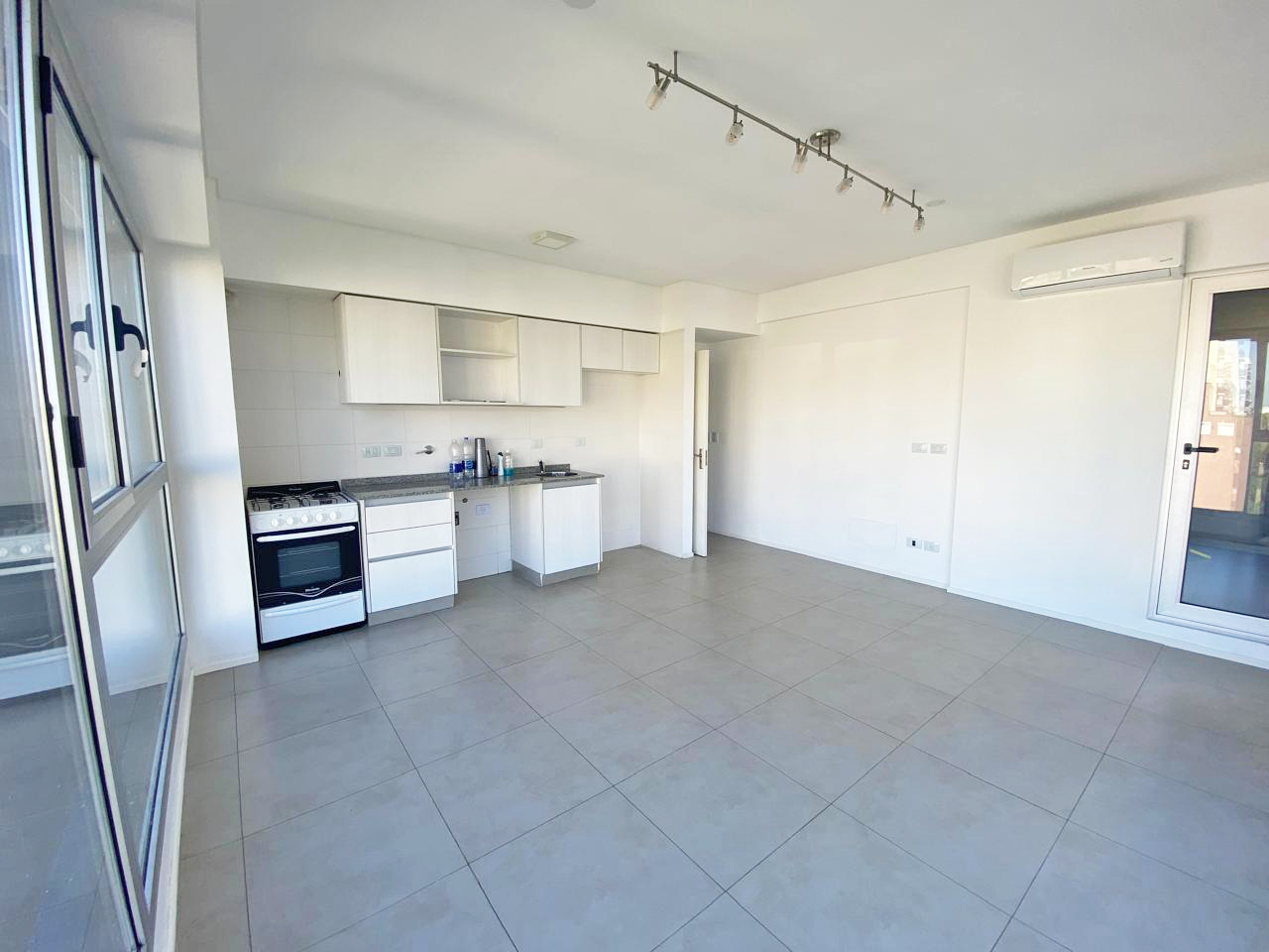 Galván 3019 - Hermoso 2 ambientes en alquiler - Muy luminoso - Villa Urquiza