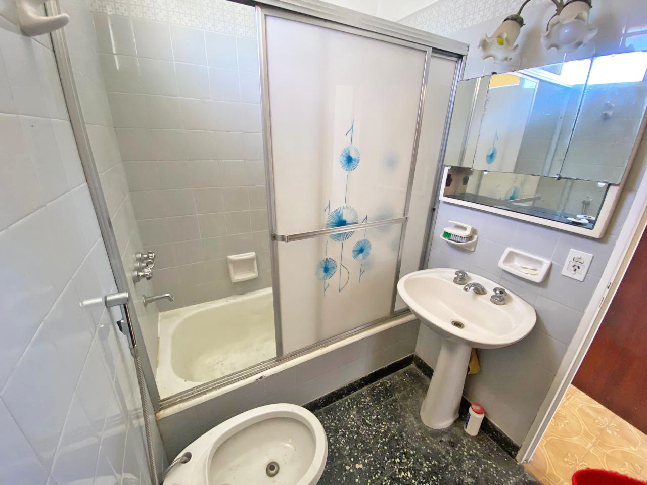 Condarco 3102 - Luminoso 2 ambientes en Alquiler - Villa del Parque