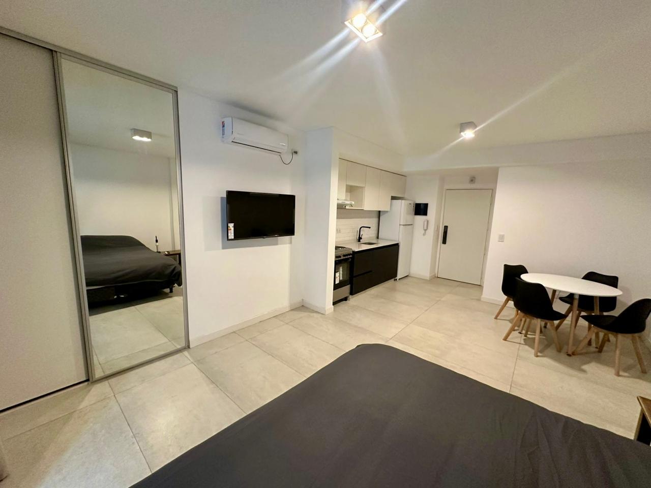 ¡Alquiler Temporal, Monoambiente Modernos  1ºA - Copia