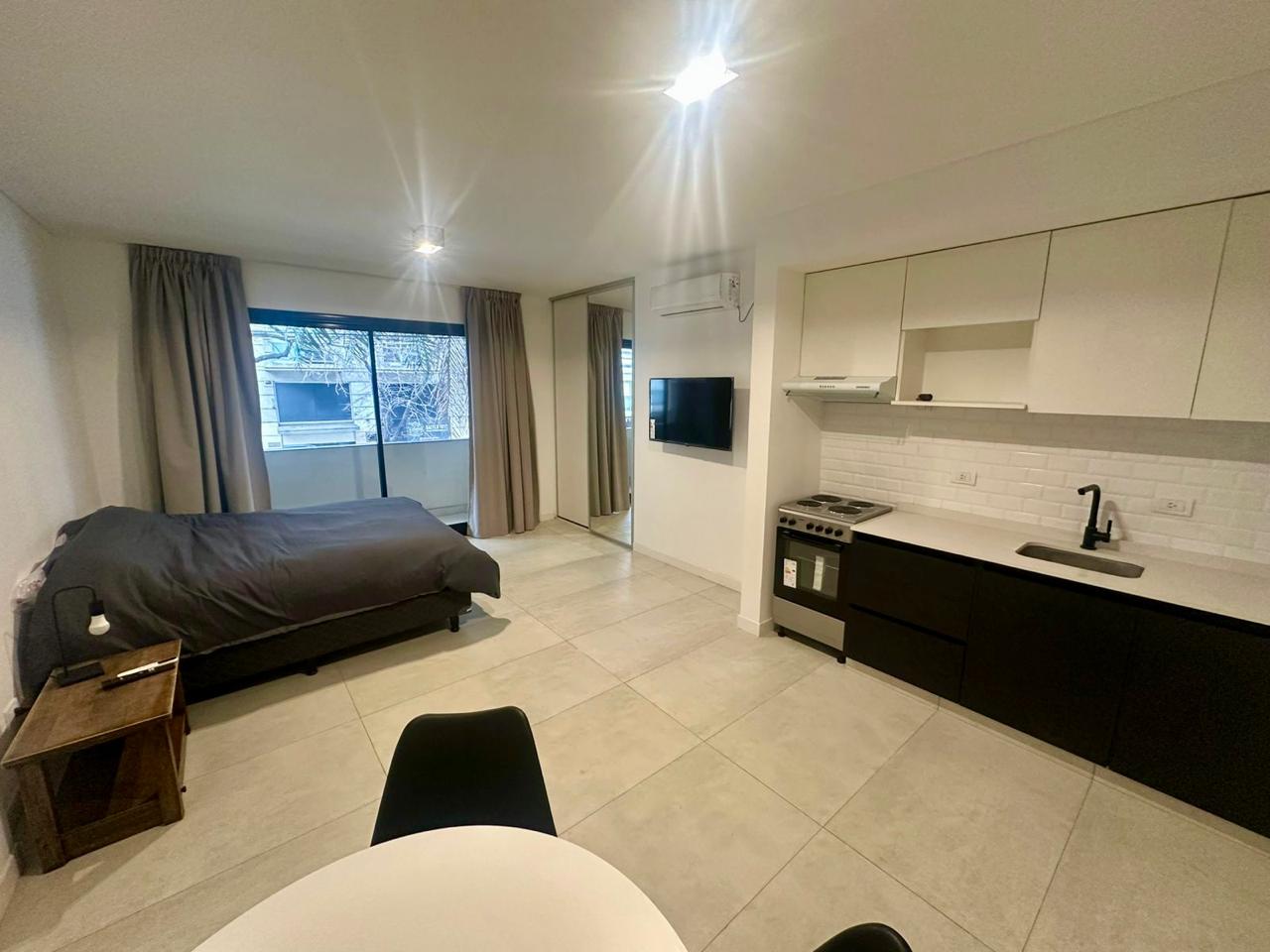 ¡Alquiler Temporal, Monoambiente Modernos  1ºA - Copia