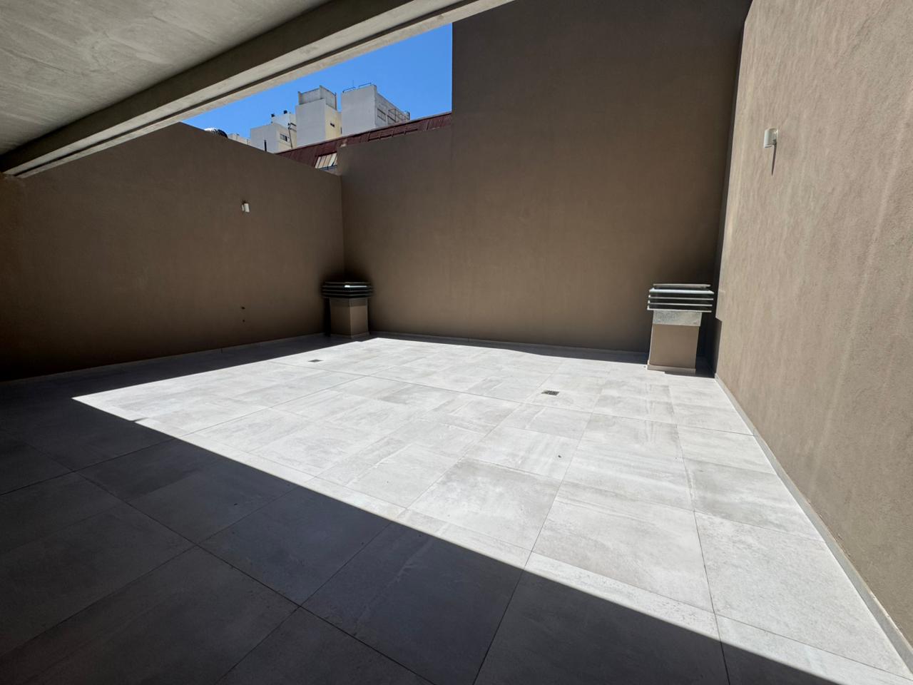 Echeverria 4962, PB, Oportunidad Única! Departamento Con Patio Amplio.