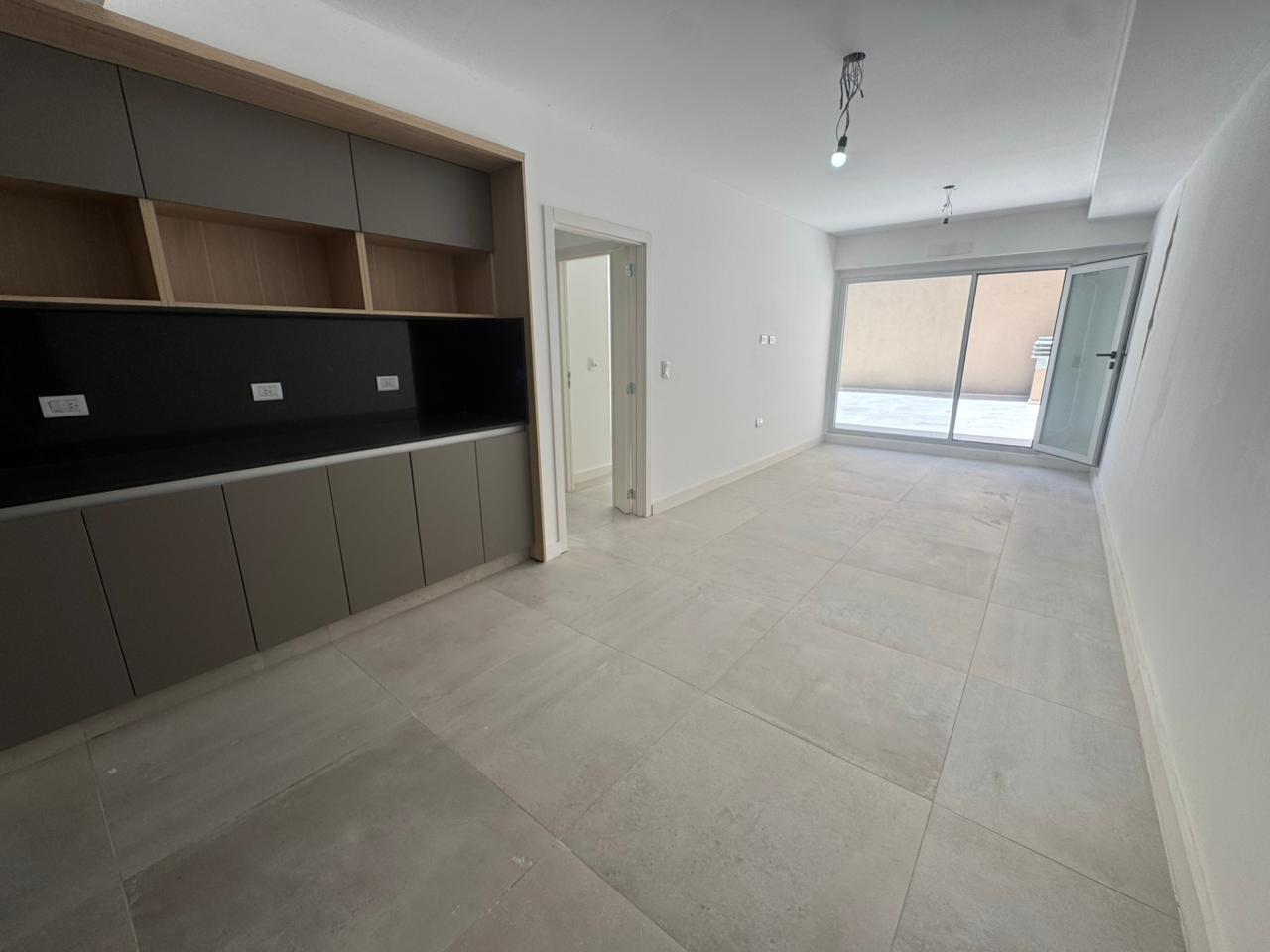 Echeverria 4962, PB, Oportunidad Única! Departamento Con Patio Amplio.