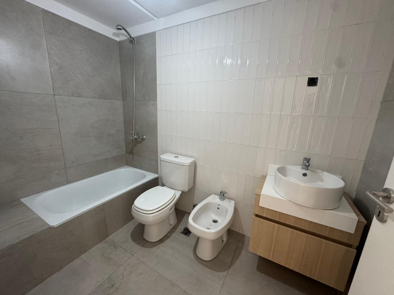 Echeverria 4962, PB, Oportunidad Única! Departamento Con Patio Amplio.