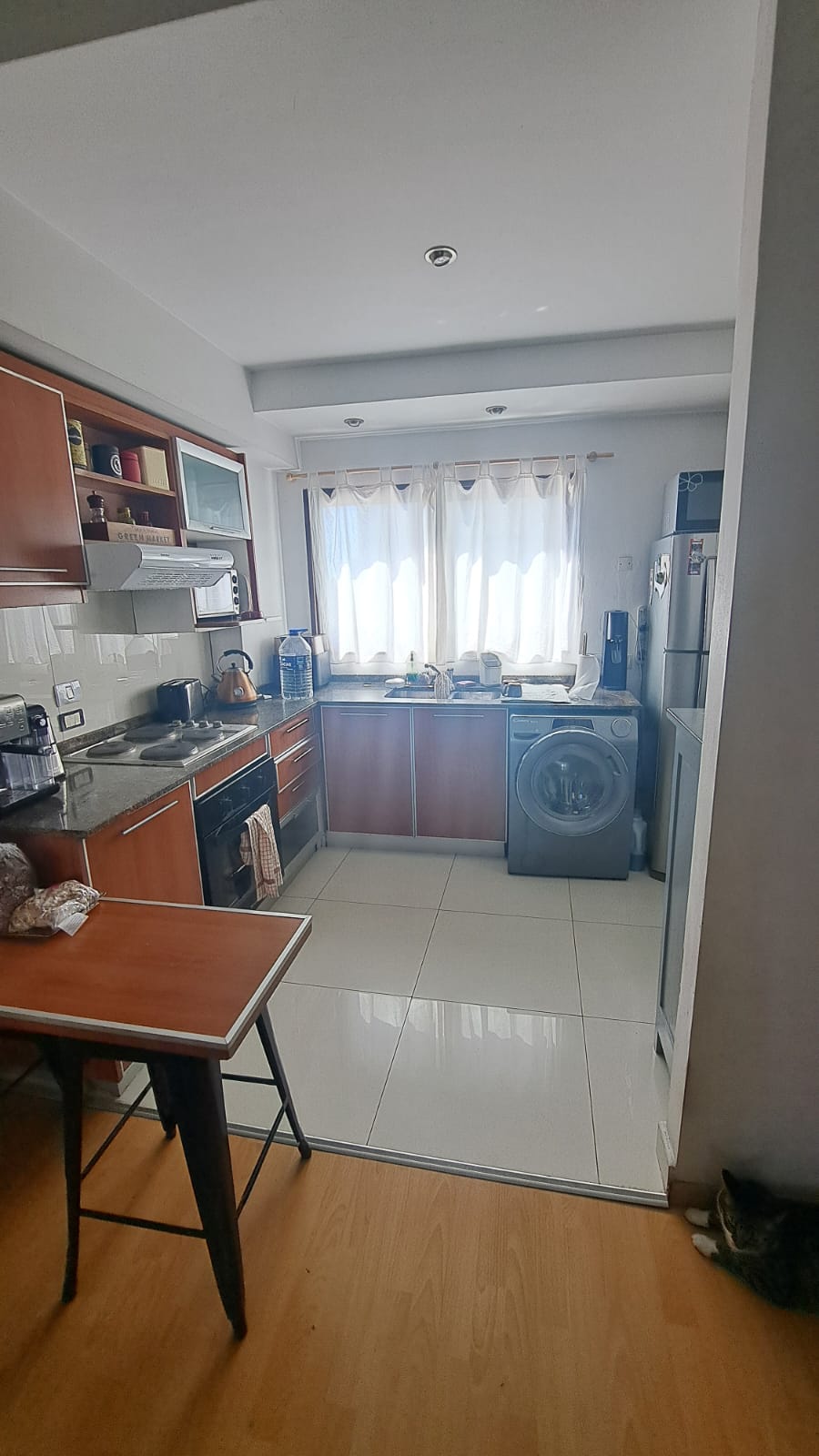 Av. Federico Lacroze N°3140,  3 ambientes Luminoso con balcón terraza y parrilla.