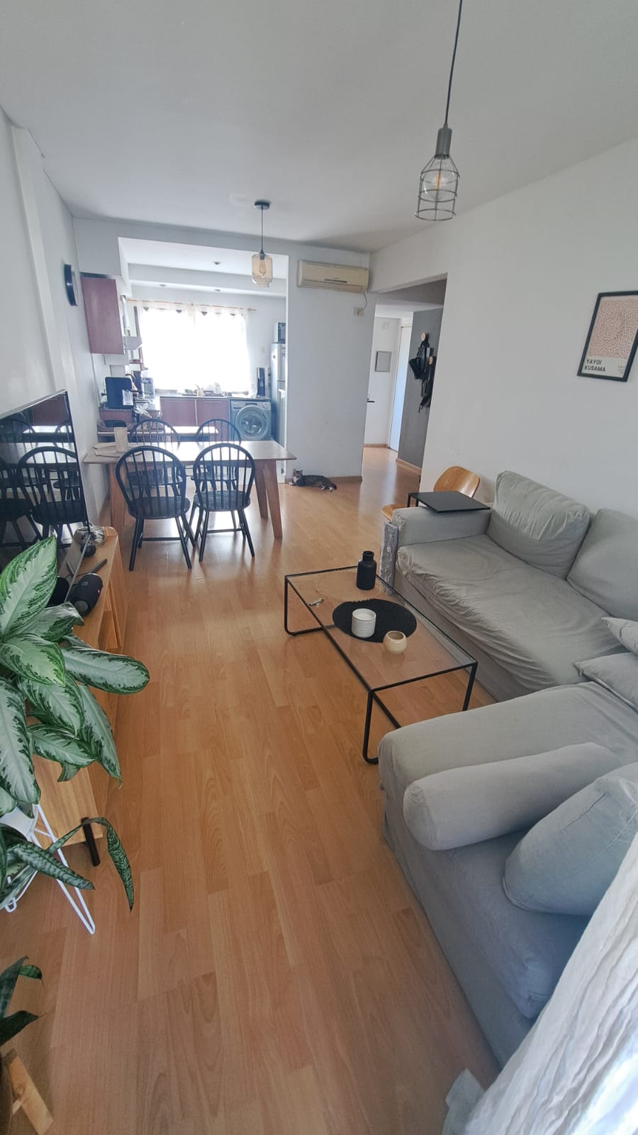 Av. Federico Lacroze N°3140,  3 ambientes Luminoso con balcón terraza y parrilla.