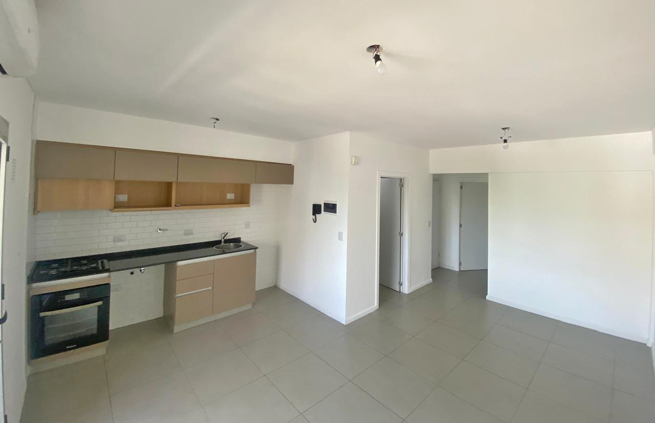 Nahuel Huapi 5862 3D° , Moderno 2 AMB en excelente estado.