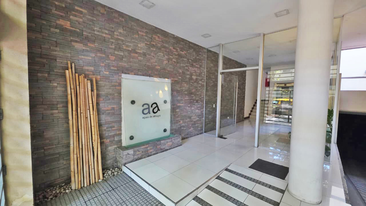 Hipólito Yrigoyen 3838,  3°, Monoambiente Funcional Dividido y con Balcón - Ideal Vivienda o Consultorio.