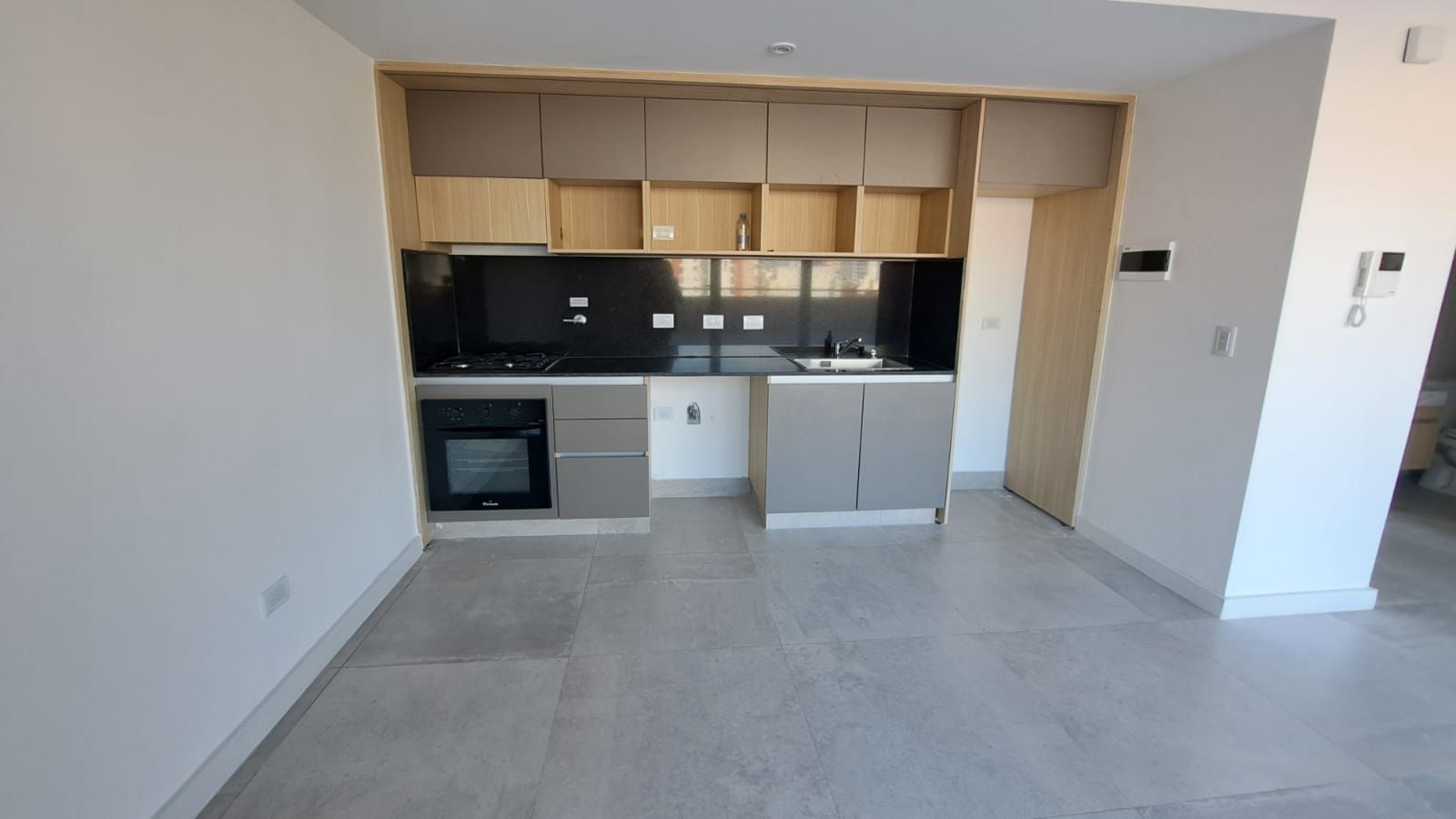Echeverría 4962 - 9ºB - ¡Monoambiente Dividido Único Con Terraza Propia!