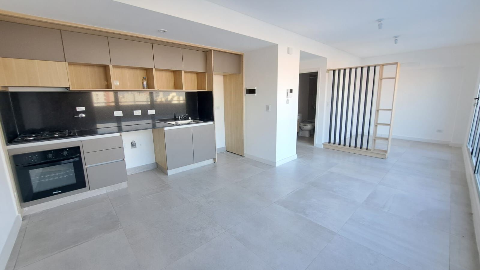 Echeverría 4962 - 9ºB - ¡Monoambiente Dividido Único Con Terraza Propia!