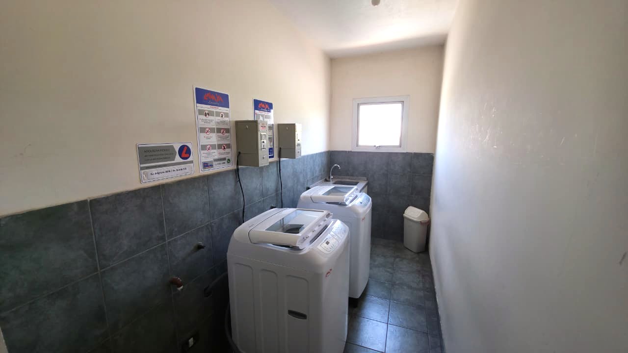 Hipólito Yrigoyen 3838,  3°, Monoambiente Funcional Dividido y con Balcón - Ideal Vivienda o Consultorio.