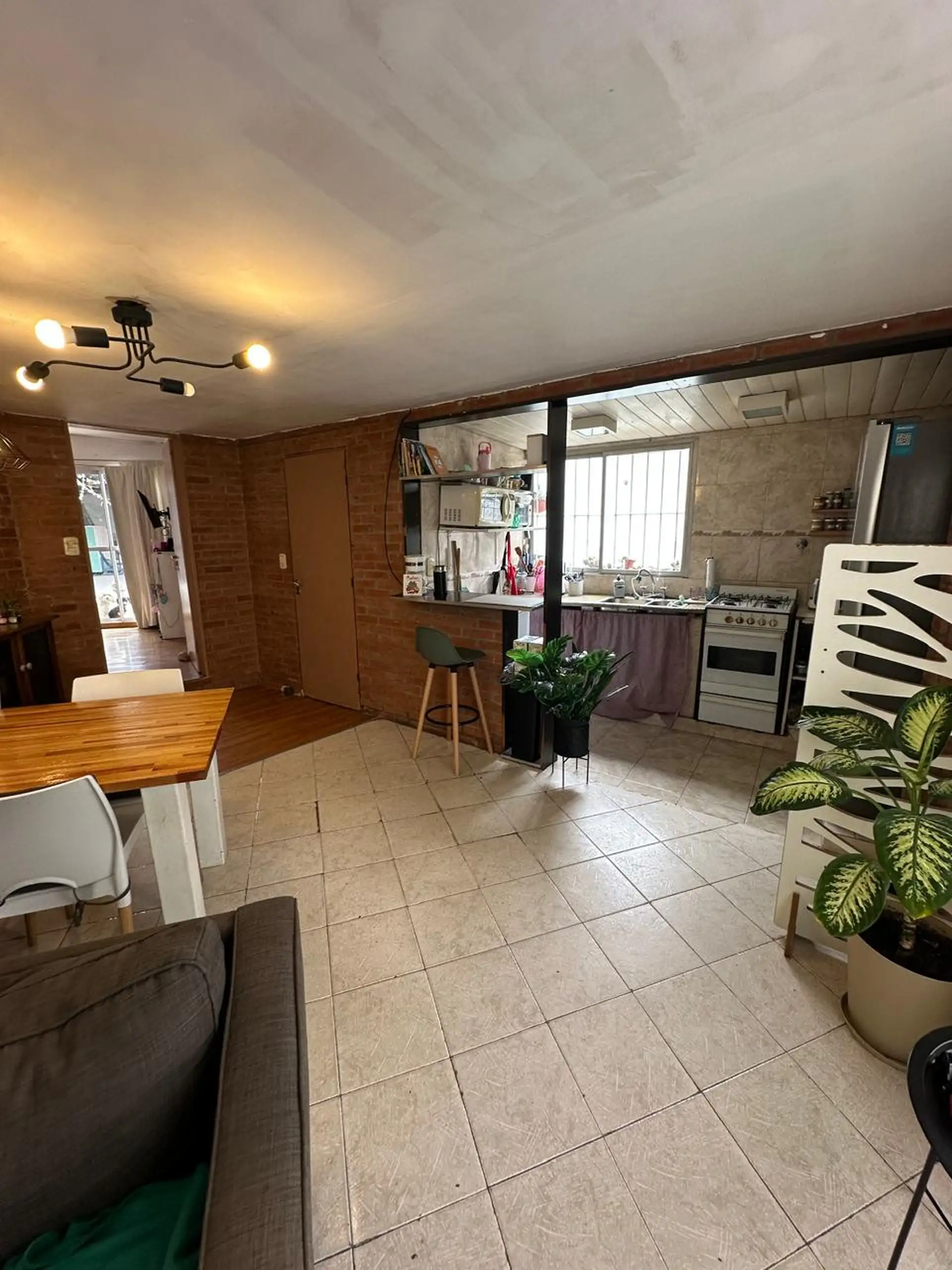 Diagonal Salta 1133,  Casa/Lote con Potencial Residencial .