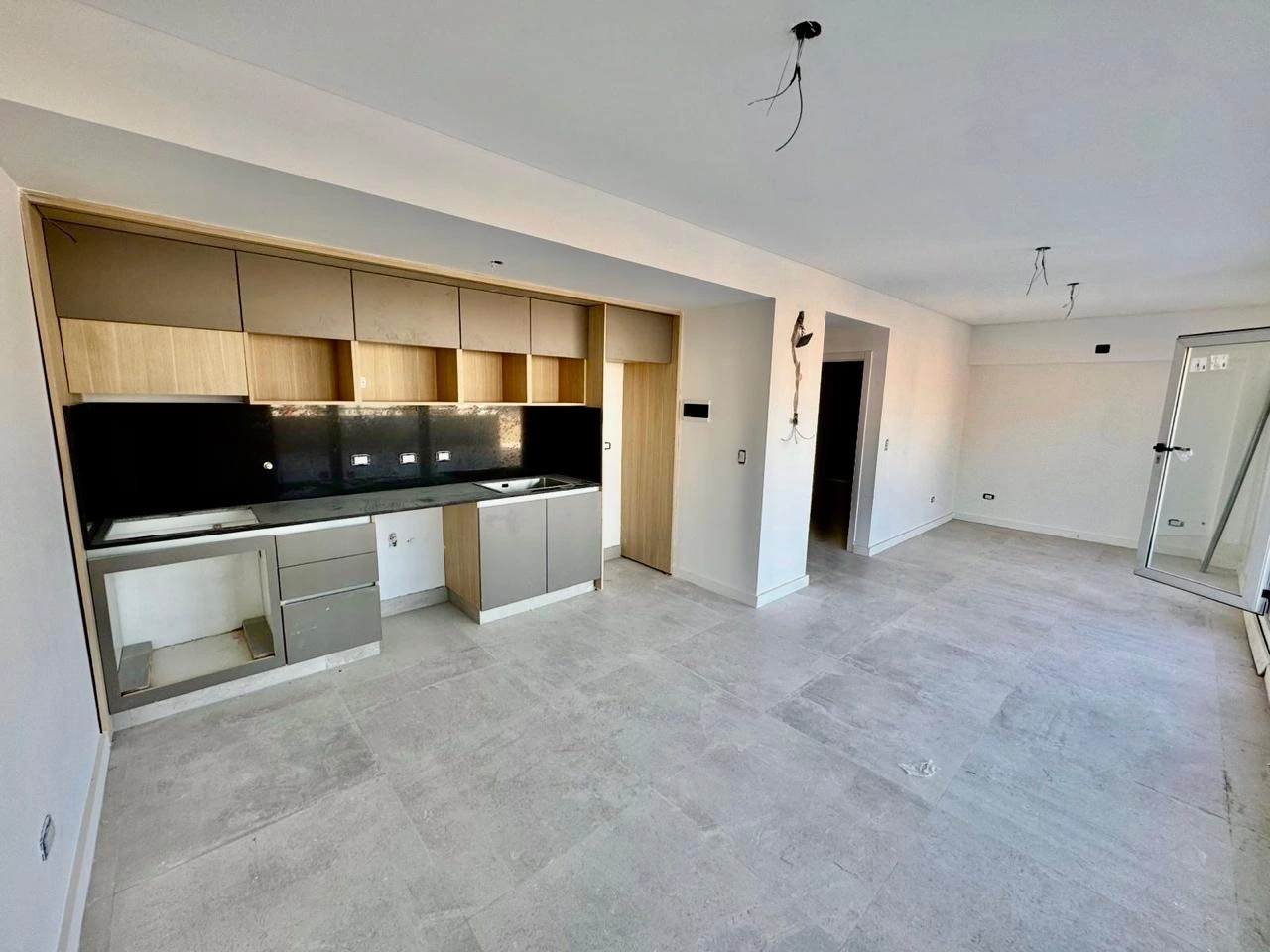 Echeverría 4962 - 9ºB - ¡Monoambiente Único Y Divisible Con Terraza Propia!