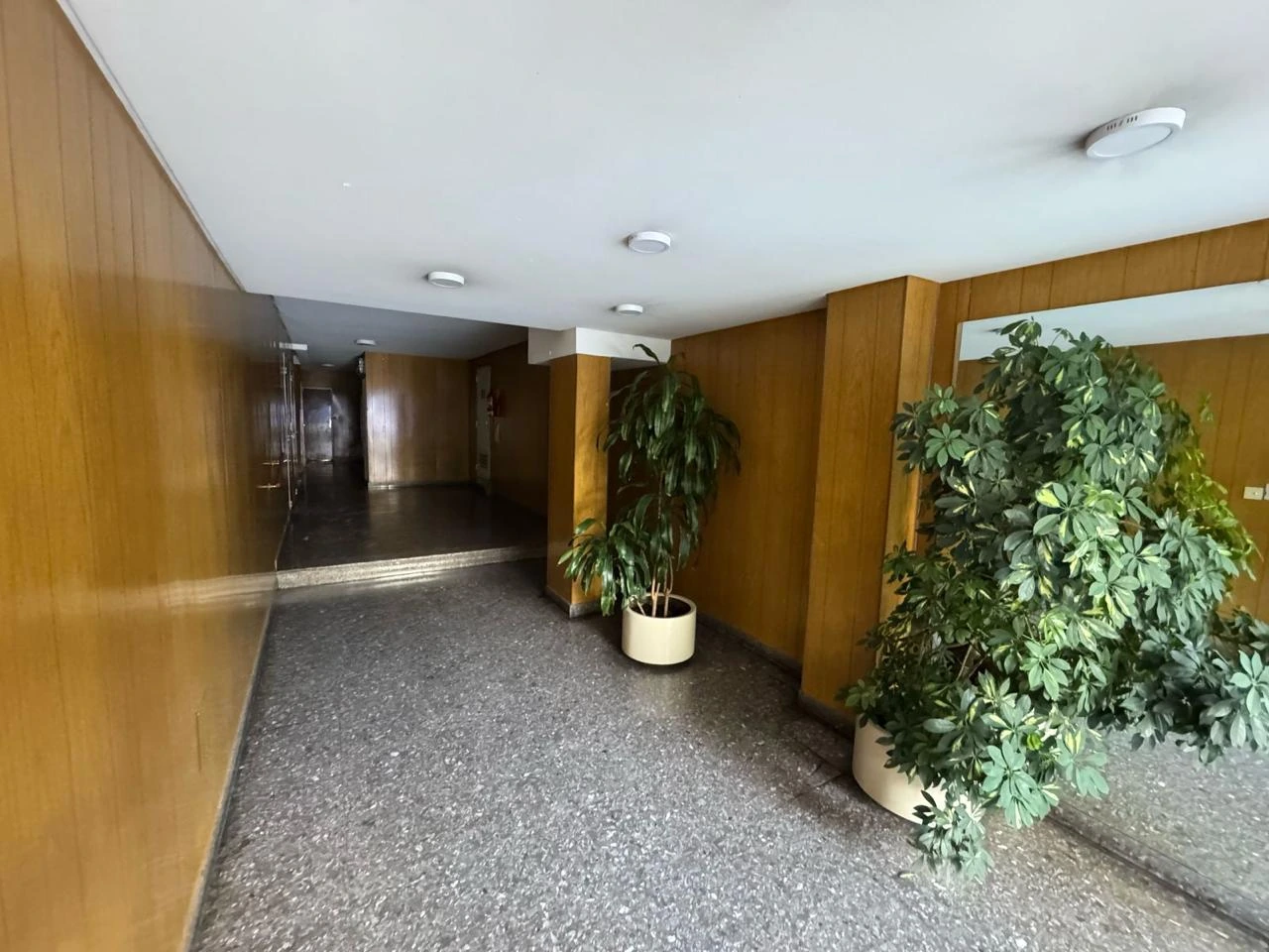 Imagen 2 de 3 Ambientes con Dos Cocheras y Balcón, Villa Urquiza.