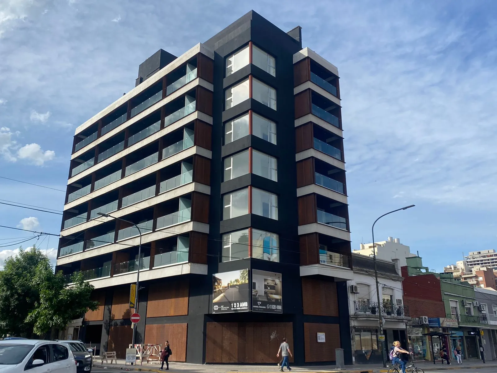 3 ambientes en Coghlan