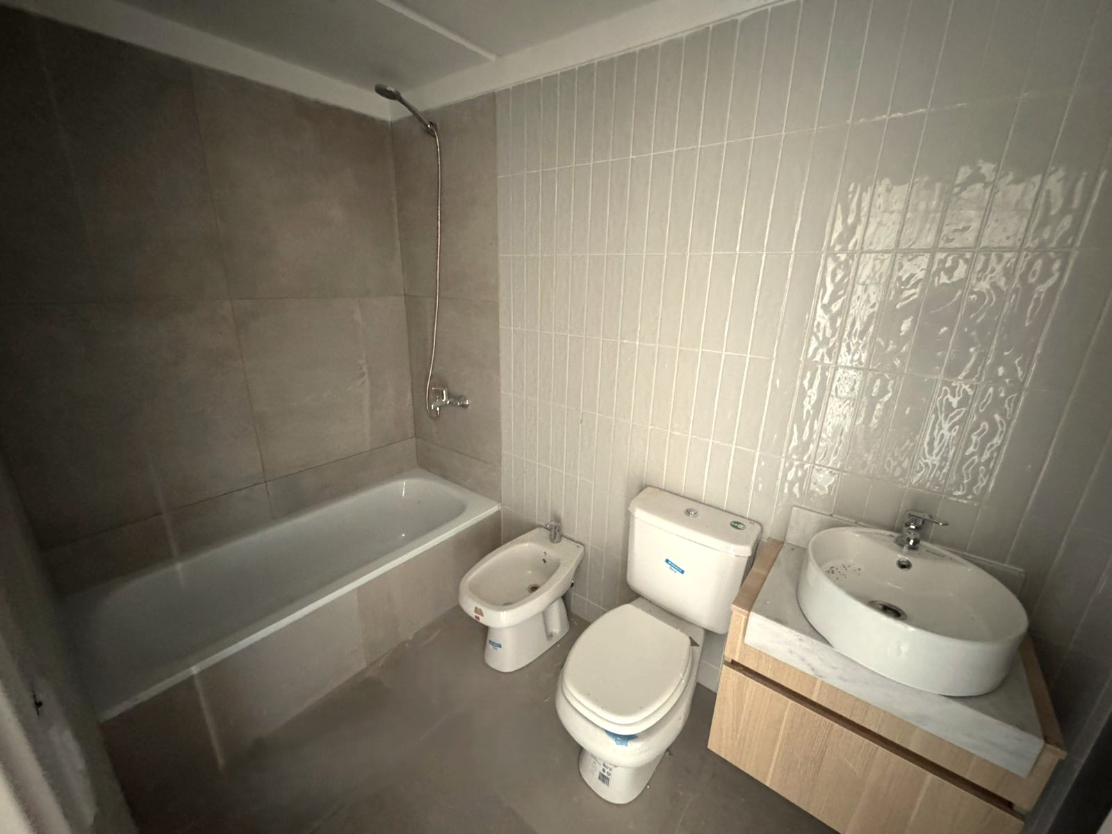 Echeverría 4962 5ºC - Moderno Tres Ambientes a estrenar.