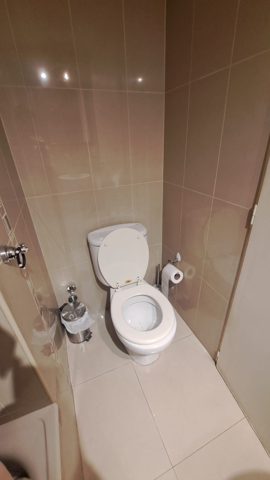 Av. Federico Lacroze N°3140,  3 ambientes Luminoso con balcón terraza y parrilla.